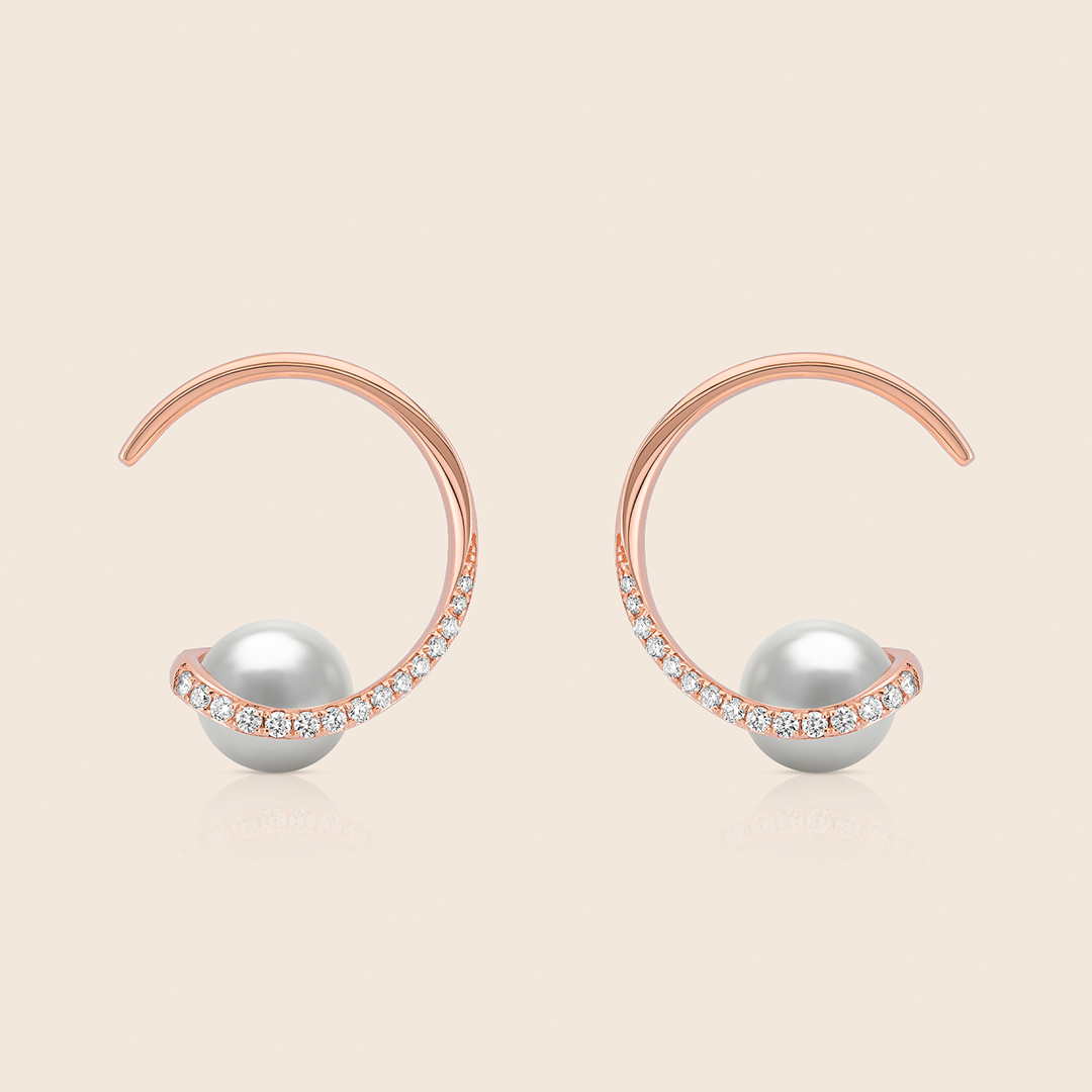 98 lavita rose gold diamond crescent earring with pearl - Image 1